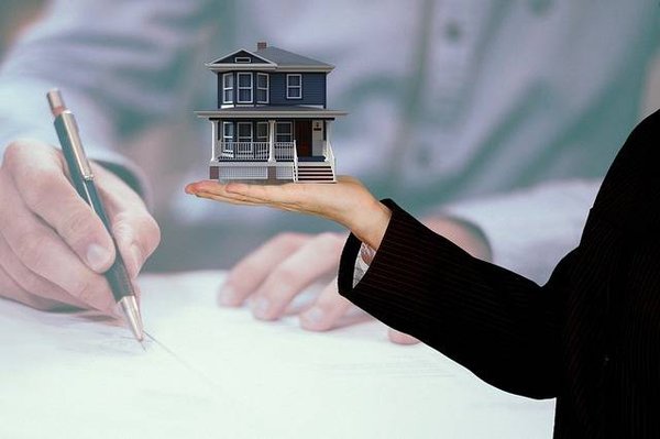 Les types de mandats proposés par les agences immobilières de La Baule